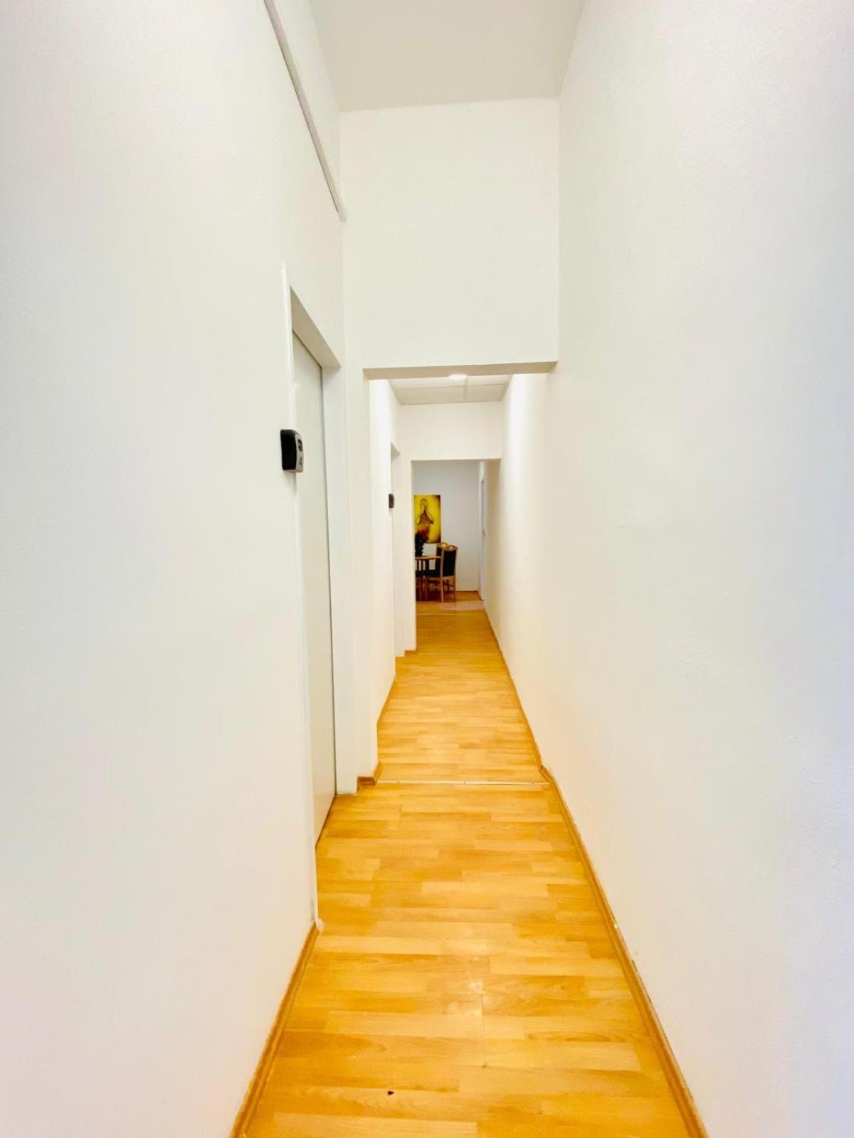 Bright 5Br Shared Apartment W Great Transport Link Wien Exterior foto